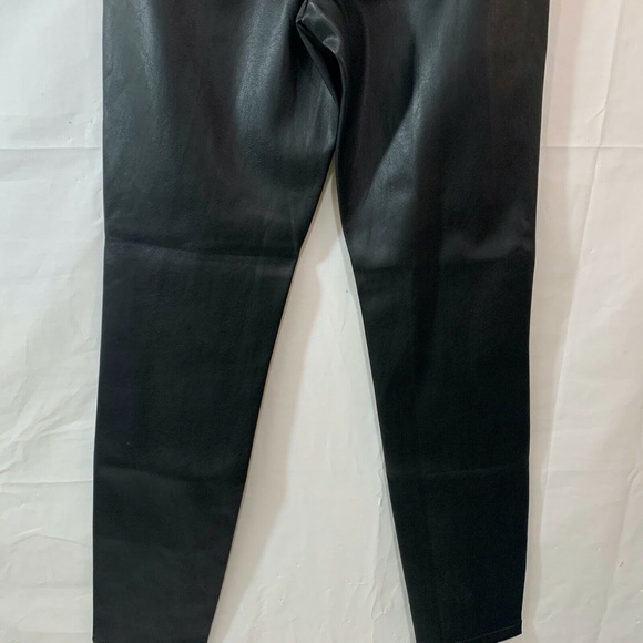 BLANKNYC Womens NWT High Waist Faux Leather Leggings in Black Sz 26 or 27 - Picture 6 of 8